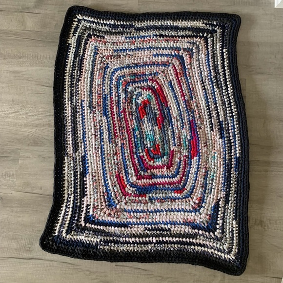 Rug. NWOT - Picture 3 of 14